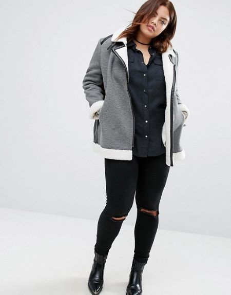 Faux Shearling Jacket has eye catchy design.