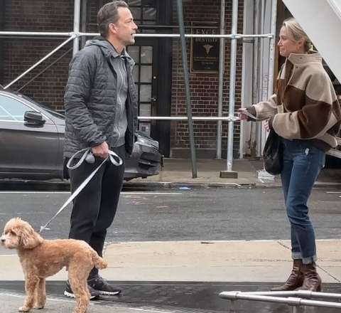 Amy Robbach met her ex-husband  Andrew Shue on a street in NY.
